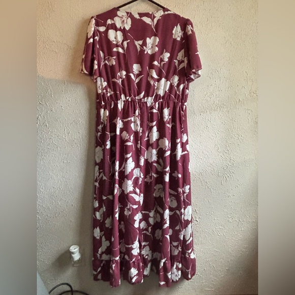 Bloomchic Burgundy Floral Dress size: 1X 14-16 - Picture 5 of 6